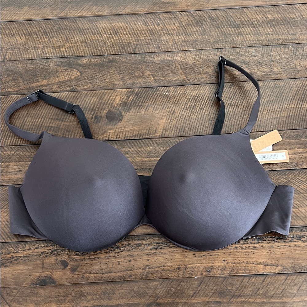 SKIMS Nipple Push Up Bra - Picture 5 of 11